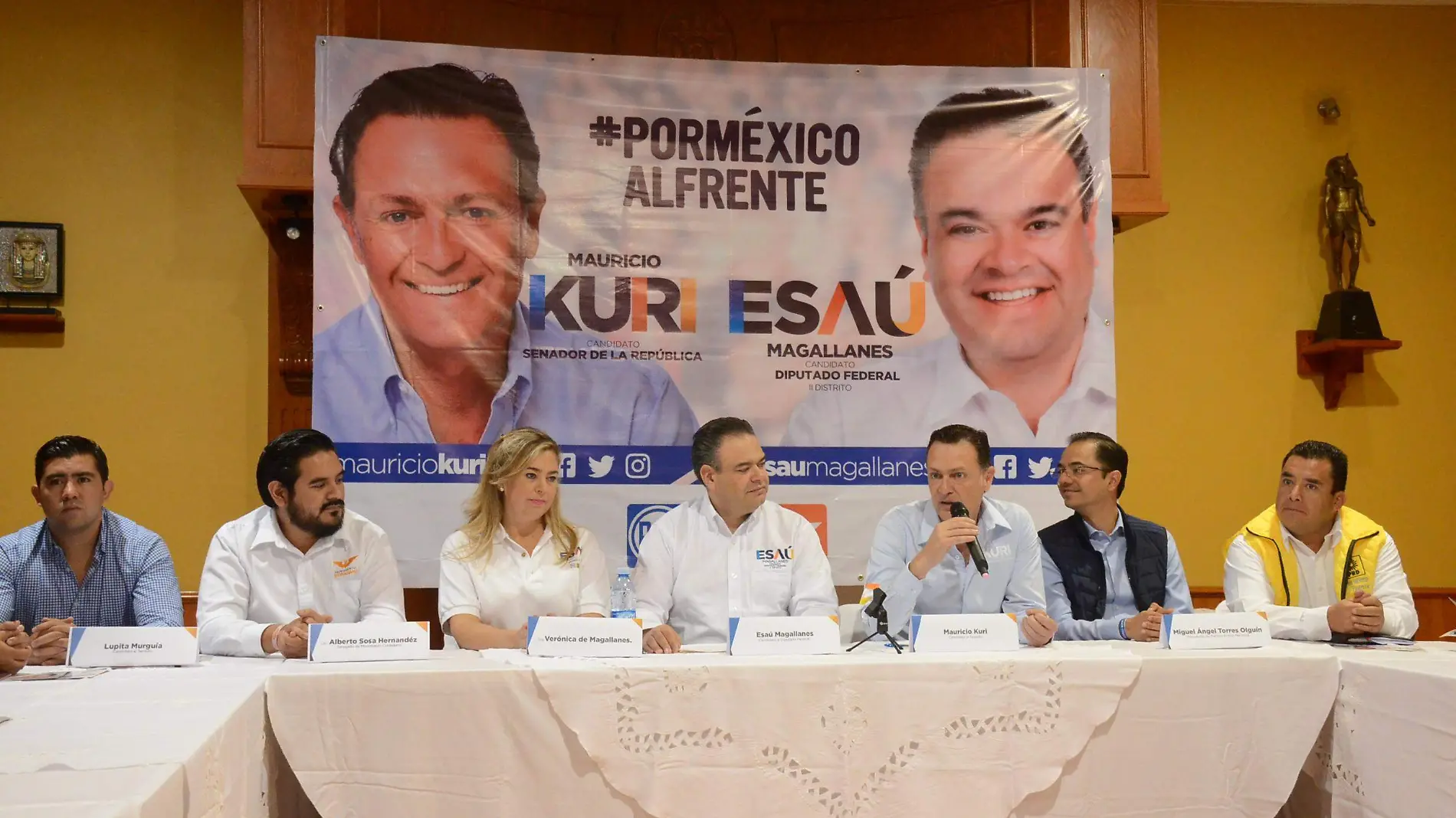 Candidatos de Por México al Frente arrancaron campaña  en San Juan del Río.